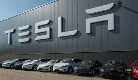 特斯拉在華業務拓展 新增電信業務、遷入上海自貿區及布局非居住房地產租賃